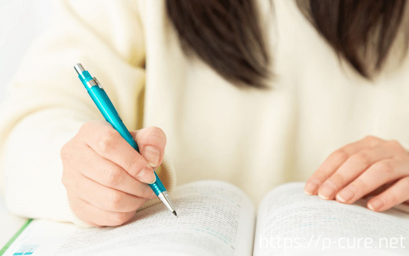 問題集に書き込む手元